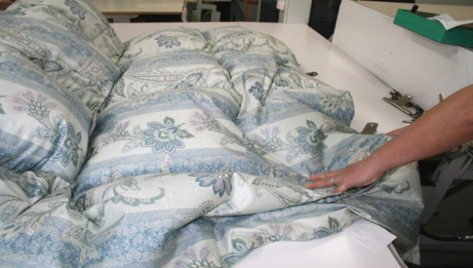 羽毛布団リフレッシュ｜充填